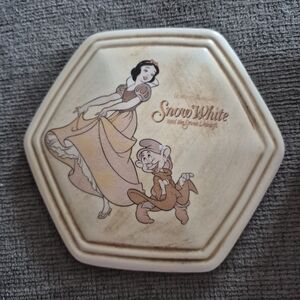 Snow White and Dwarf Hexagonal Trinket Box